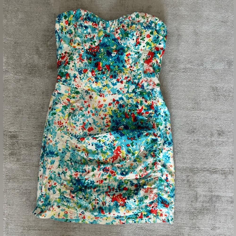 Nanette Lepore White & Multicolor Printed Sleeveless Ruched Sheath Dress, size 4